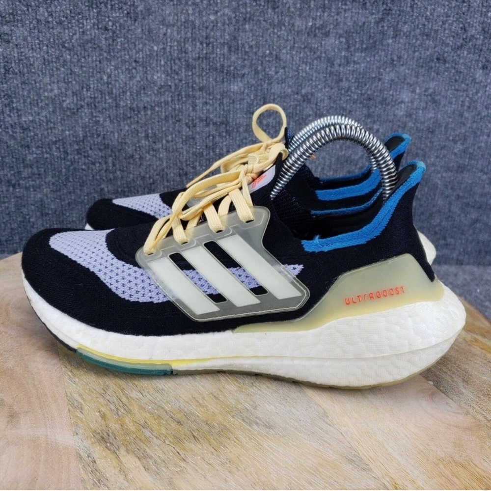 Adidas Ultraboost 21 Women's Size 7 Black White Running Shoes Sneakers S23836 - Picture 3 of 5